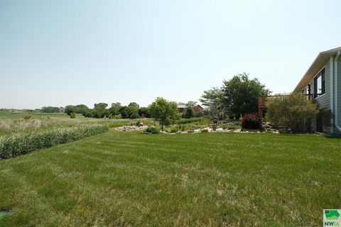 Tiny photo for 103 Andrews Court, Alton, IA 51003 (MLS # 829178)