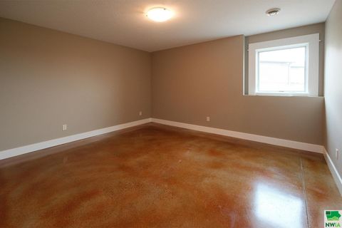 Tiny photo for 103 Andrews Court, Alton, IA 51003 (MLS # 829178)