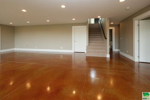 Tiny photo for 103 Andrews Court, Alton, IA 51003 (MLS # 829178)