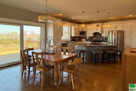 Tiny photo for 103 Andrews Court, Alton, IA 51003 (MLS # 829178)