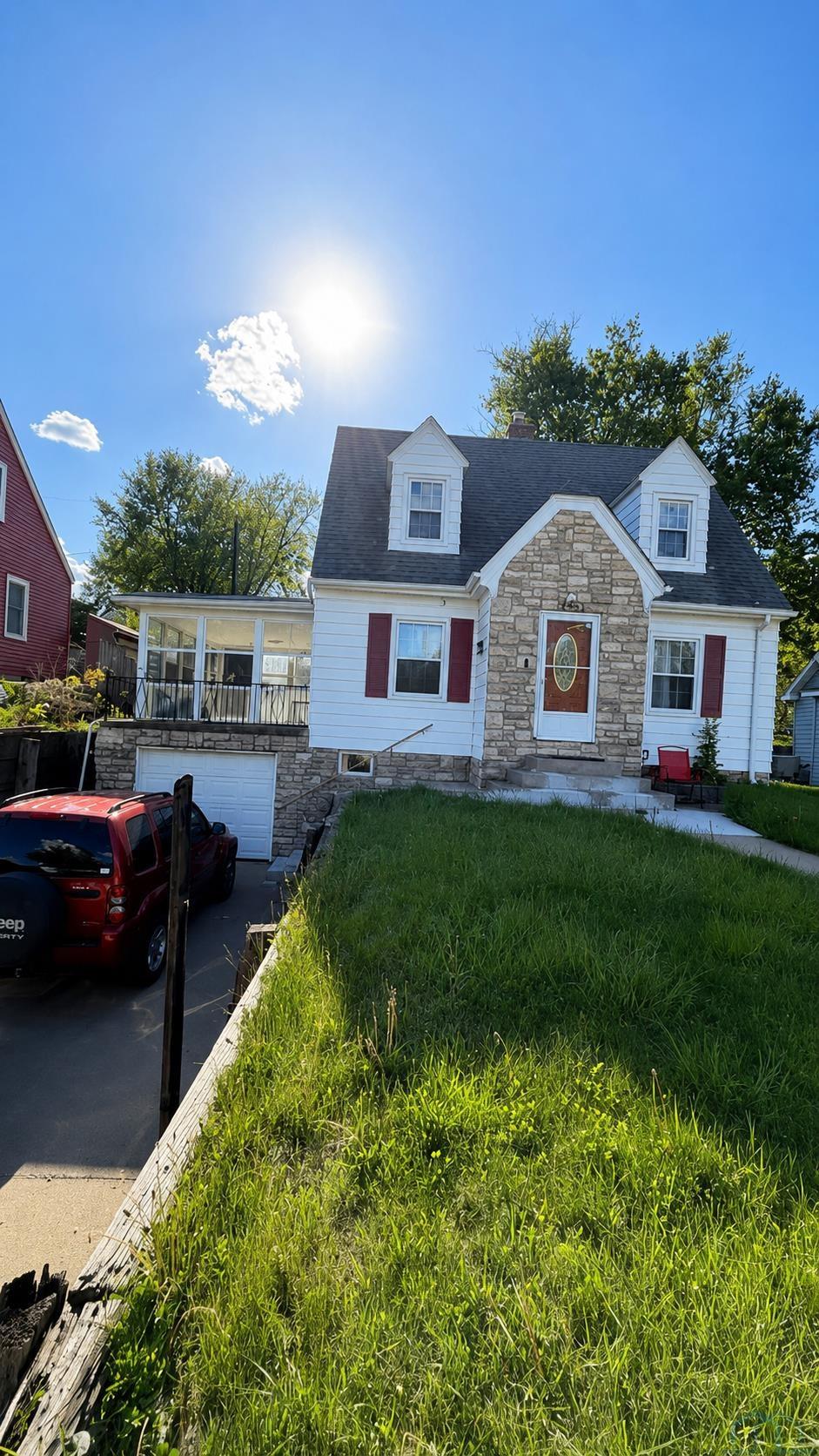 Photo 1 of 35 — 2323 S CYPRESS, Sioux City, IA 51106