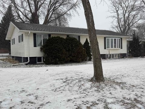 Tiny photo for 505 S Sherman St, Boyden, IA 51234 (MLS # 831283)
