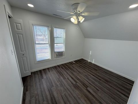 Tiny photo for 809 6th Street, Sheldon, IA 51201 (MLS # 832082)