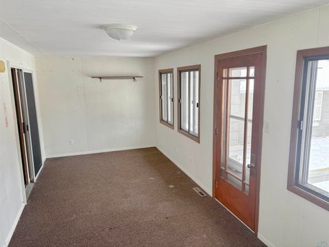 Tiny photo for 1301 14th St, Sheldon, IA 51201 (MLS # 831282)