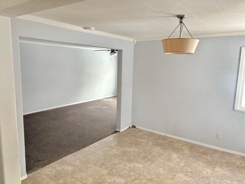 Tiny photo for 1301 14th St, Sheldon, IA 51201 (MLS # 831282)