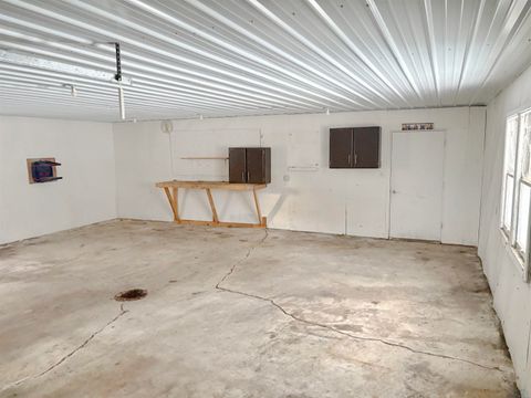 Tiny photo for 1301 14th St, Sheldon, IA 51201 (MLS # 831282)