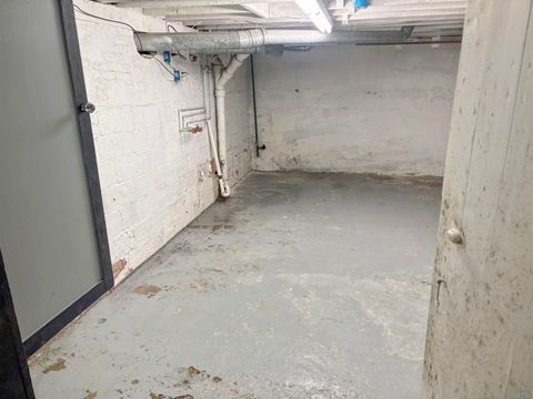 Tiny photo for 1301 14th St, Sheldon, IA 51201 (MLS # 831282)