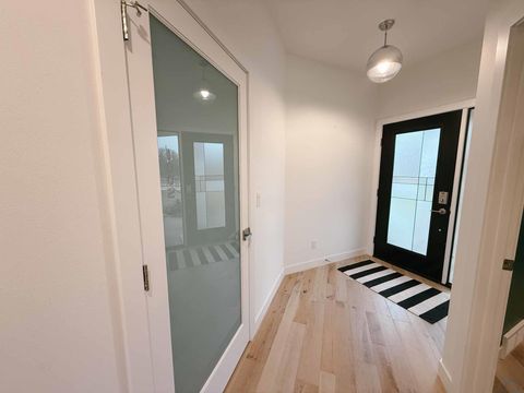 Tiny photo for 1002 Abby Rd, Alton, IA 51003 (MLS # 831080)