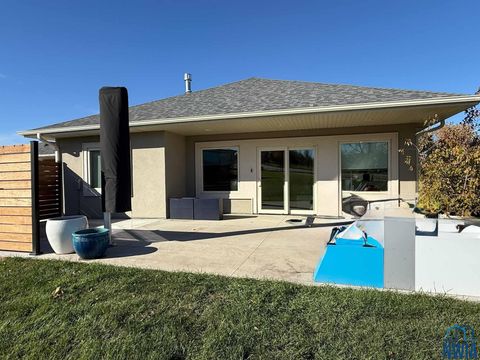 Tiny photo for 1002 Abby Rd, Alton, IA 51003 (MLS # 831080)