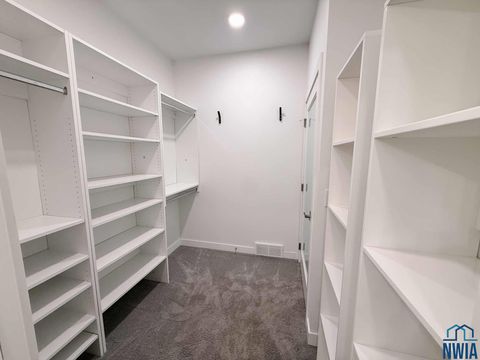 Tiny photo for 1002 Abby Rd, Alton, IA 51003 (MLS # 831080)