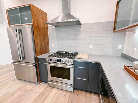 Tiny photo for 1002 Abby Rd, Alton, IA 51003 (MLS # 831080)