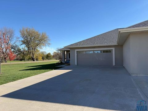 Tiny photo for 1002 Abby Rd, Alton, IA 51003 (MLS # 831080)