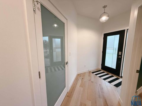 Tiny photo for 1002 Abby Rd, Alton, IA 51003 (MLS # 831080)