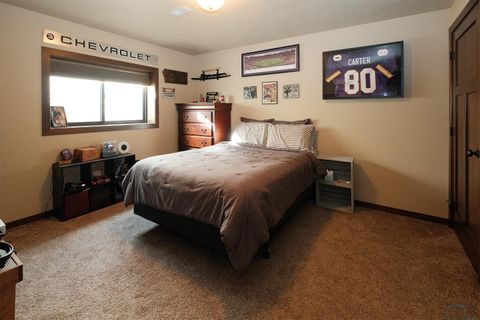 Tiny photo for 1682 5th Ave SE Ave, Sioux Center, IA 51250 (MLS # 831813)