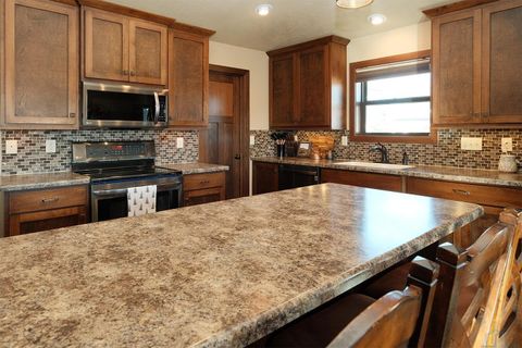 Tiny photo for 1682 5th Ave SE Ave, Sioux Center, IA 51250 (MLS # 831813)