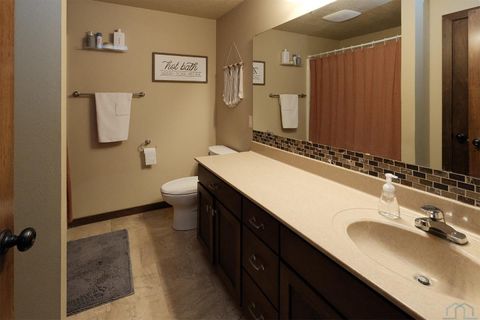 Tiny photo for 1682 5th Ave SE Ave, Sioux Center, IA 51250 (MLS # 831813)