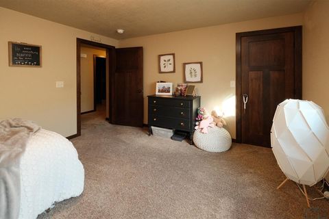 Tiny photo for 1682 5th Ave SE Ave, Sioux Center, IA 51250 (MLS # 831813)