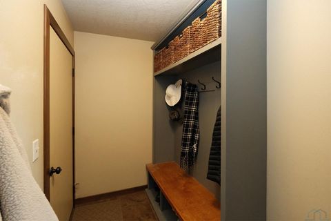 Tiny photo for 1682 5th Ave SE Ave, Sioux Center, IA 51250 (MLS # 831813)