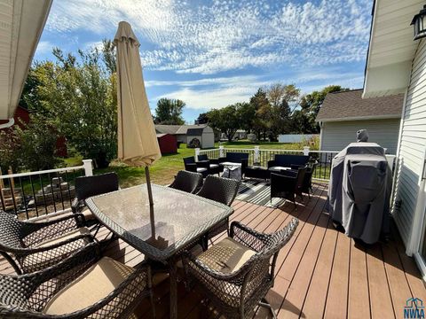 Tiny photo for 504 Iowa Ave SW Ave, Orange City, IA 51041 (MLS # 830478)