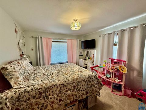 Tiny photo for 504 Iowa Ave SW Ave, Orange City, IA 51041 (MLS # 830478)