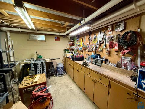 Tiny photo for 504 Iowa Ave SW Ave, Orange City, IA 51041 (MLS # 830478)