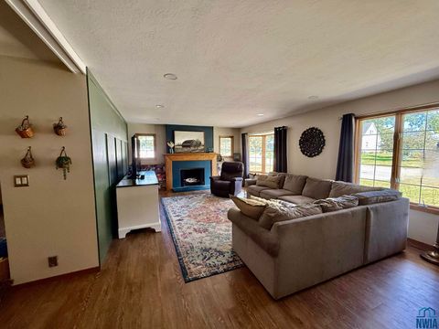 Tiny photo for 504 Iowa Ave SW Ave, Orange City, IA 51041 (MLS # 830478)