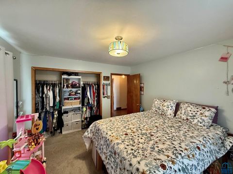 Tiny photo for 504 Iowa Ave SW Ave, Orange City, IA 51041 (MLS # 830478)