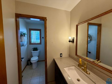 Tiny photo for 504 Iowa Ave SW Ave, Orange City, IA 51041 (MLS # 830478)