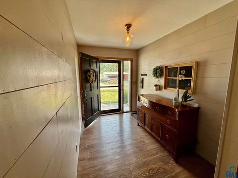 Tiny photo for 504 Iowa Ave SW Ave, Orange City, IA 51041 (MLS # 830478)