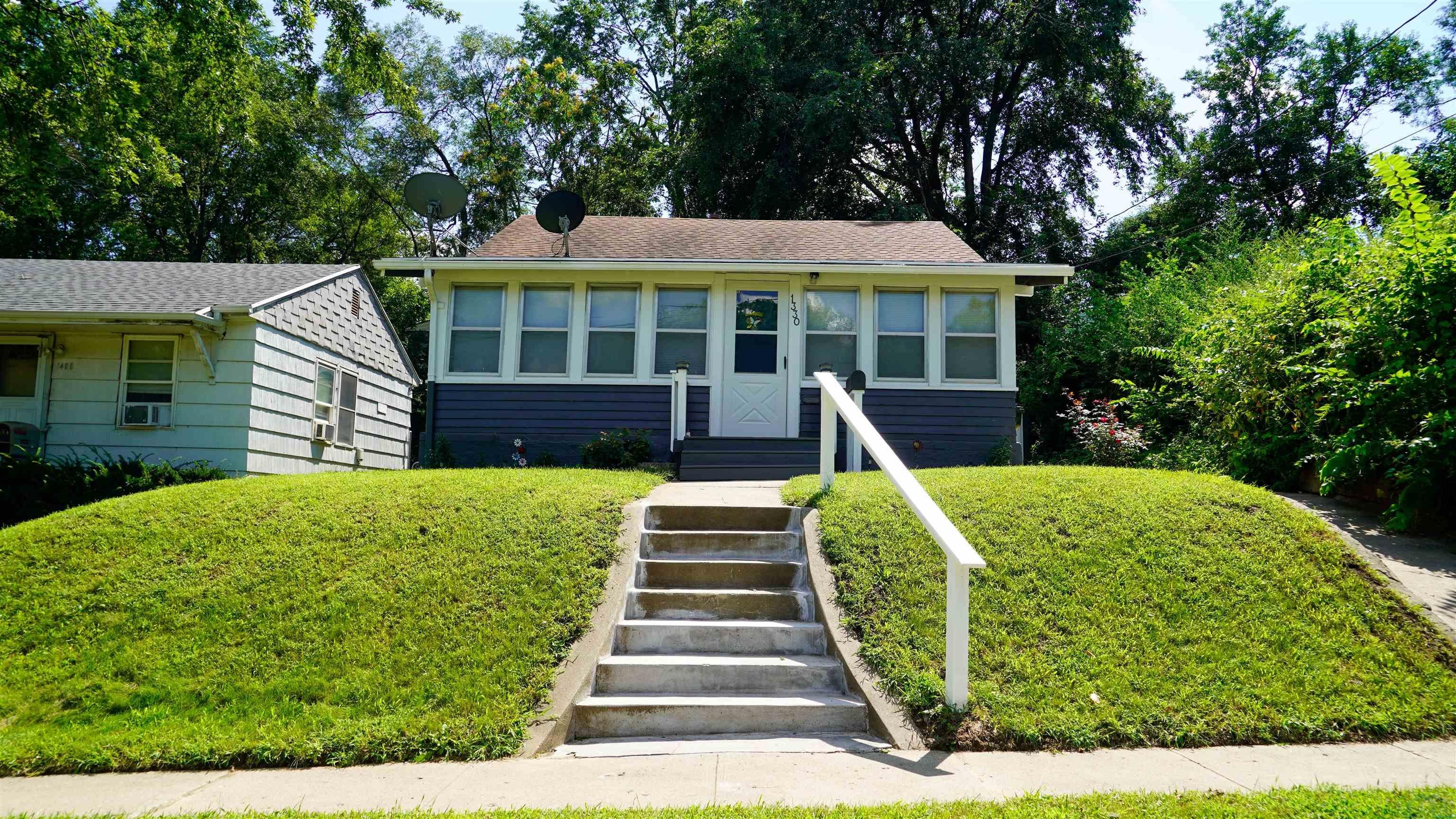 Photo 1 of 38 — 1330 22ND. ST., Sioux City, IA 51104
