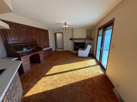 Tiny photo for 408 Grove Street, Boyden, IA 51234 (MLS # 831830)