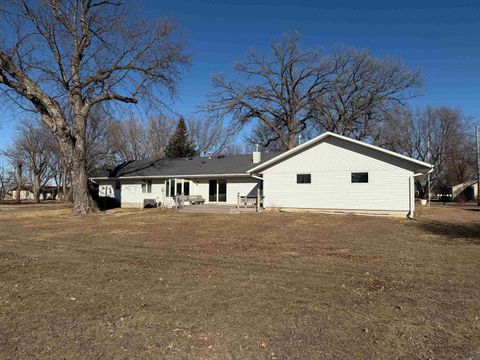 Tiny photo for 408 Grove Street, Boyden, IA 51234 (MLS # 831830)