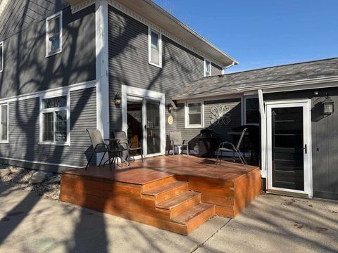 Tiny photo for 401 Iowa Ave SW Ave, Orange City, IA 51041 (MLS # 832217)