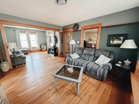 Tiny photo for 401 Iowa Ave SW Ave, Orange City, IA 51041 (MLS # 832217)