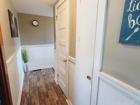 Tiny photo for 401 Iowa Ave SW Ave, Orange City, IA 51041 (MLS # 832217)