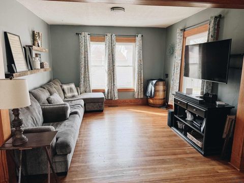 Tiny photo for 401 Iowa Ave SW Ave, Orange City, IA 51041 (MLS # 832217)