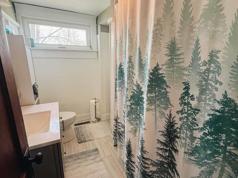 Tiny photo for 401 Iowa Ave SW Ave, Orange City, IA 51041 (MLS # 832217)