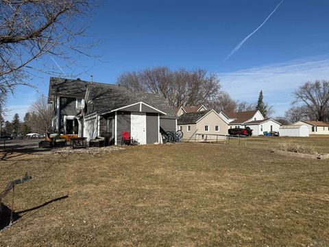 Tiny photo for 401 Iowa Ave SW Ave, Orange City, IA 51041 (MLS # 832217)