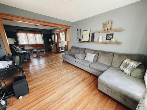 Tiny photo for 401 Iowa Ave SW Ave, Orange City, IA 51041 (MLS # 832217)