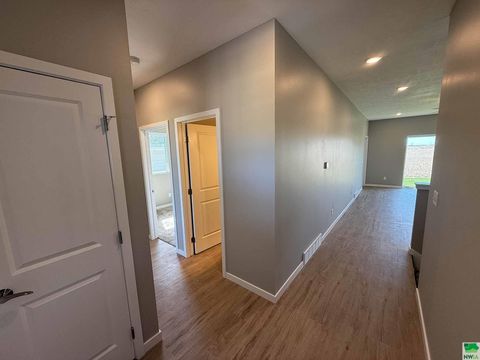 Tiny photo for 1616 14th St SE St, Orange City, IA 51041 (MLS # 826855)