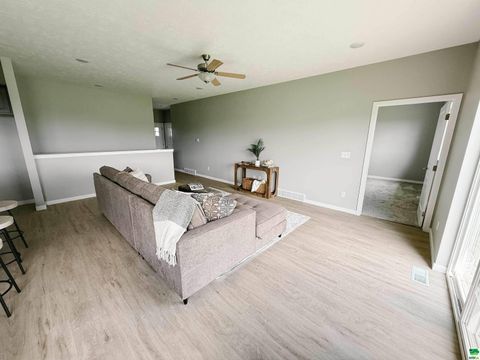 Tiny photo for 1616 14th St SE St, Orange City, IA 51041 (MLS # 826855)