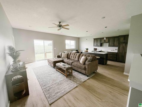 Tiny photo for 1616 14th St SE St, Orange City, IA 51041 (MLS # 826855)