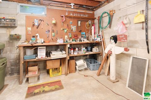 Tiny photo for 528 5th Ave SE Ave, Sioux Center, IA 51250 (MLS # 829953)