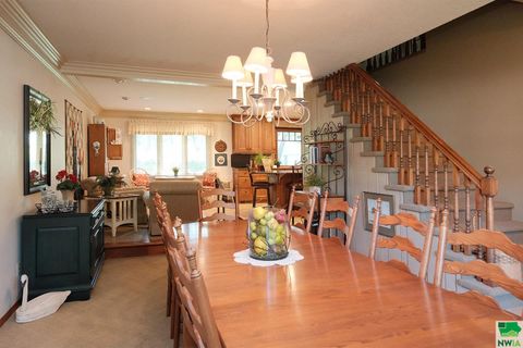 Tiny photo for 528 5th Ave SE Ave, Sioux Center, IA 51250 (MLS # 829953)