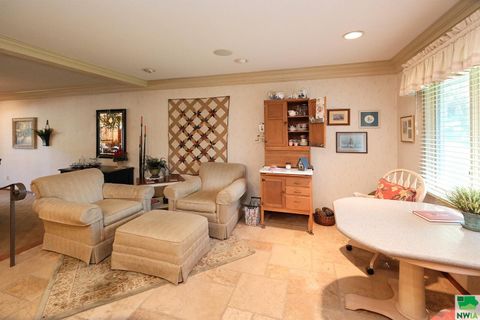 Tiny photo for 528 5th Ave SE Ave, Sioux Center, IA 51250 (MLS # 829953)