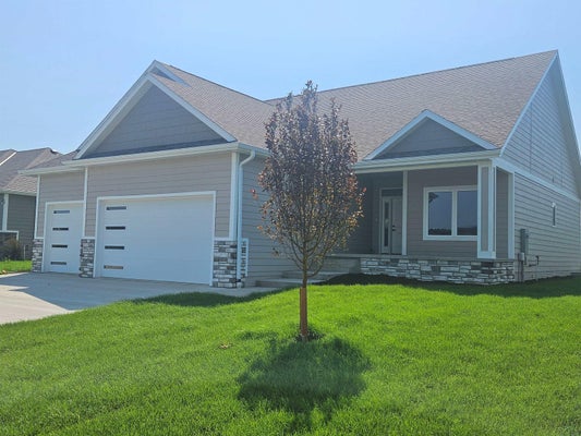 902 S CATTAIL CT, MCCOOK LAKE, SD 57049 - Image bf4d6f16bbd9ad8f085e8c3f0776320a/822731399