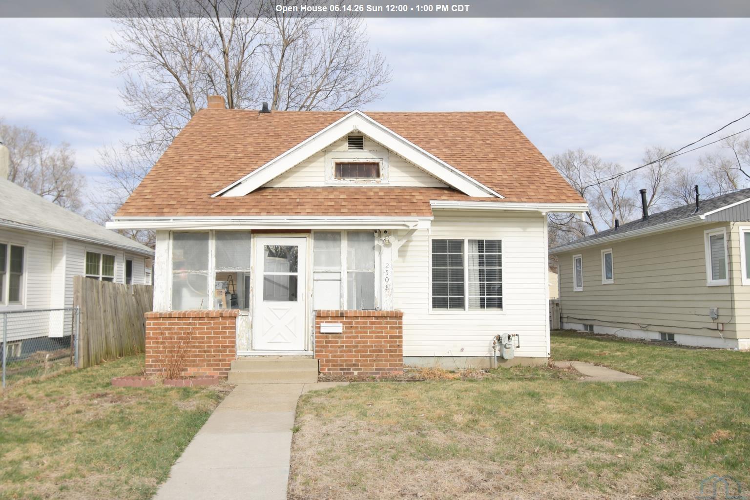 Photo 1 of 14 — 2508 Myrtle, Sioux City, IA 51103