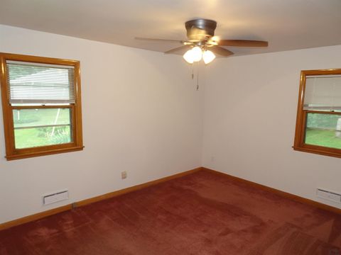 Tiny photo for 612 5th Street, Sheldon, IA 51201 (MLS # 829212)