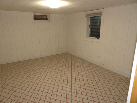 Tiny photo for 612 5th Street, Sheldon, IA 51201 (MLS # 829212)