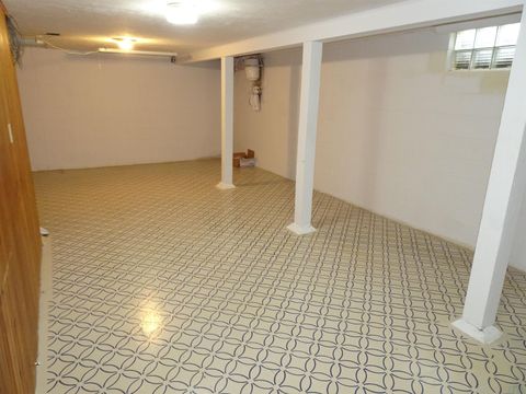 Tiny photo for 612 5th Street, Sheldon, IA 51201 (MLS # 829212)